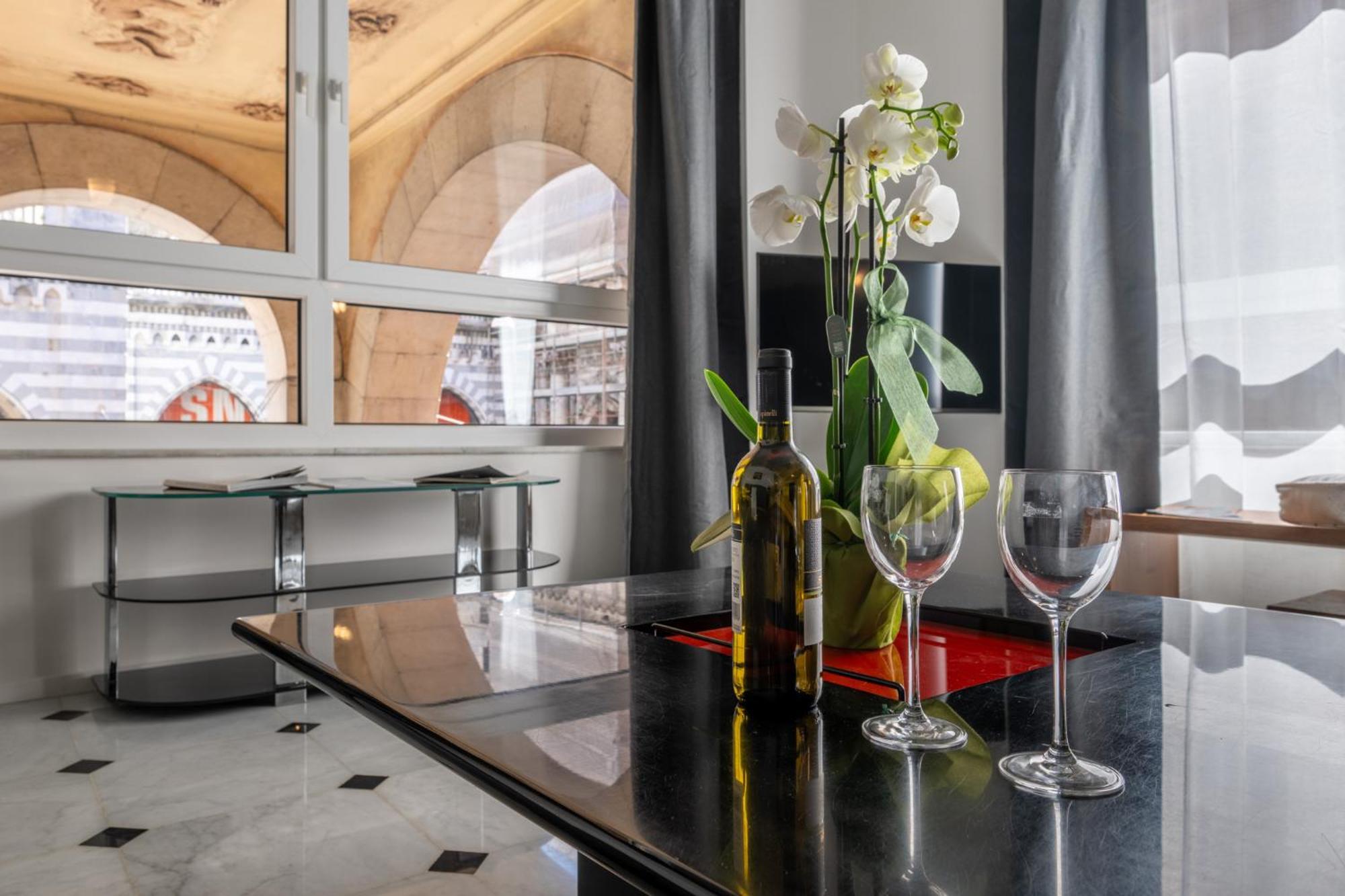 Giada Luxury In Centre Apartment *