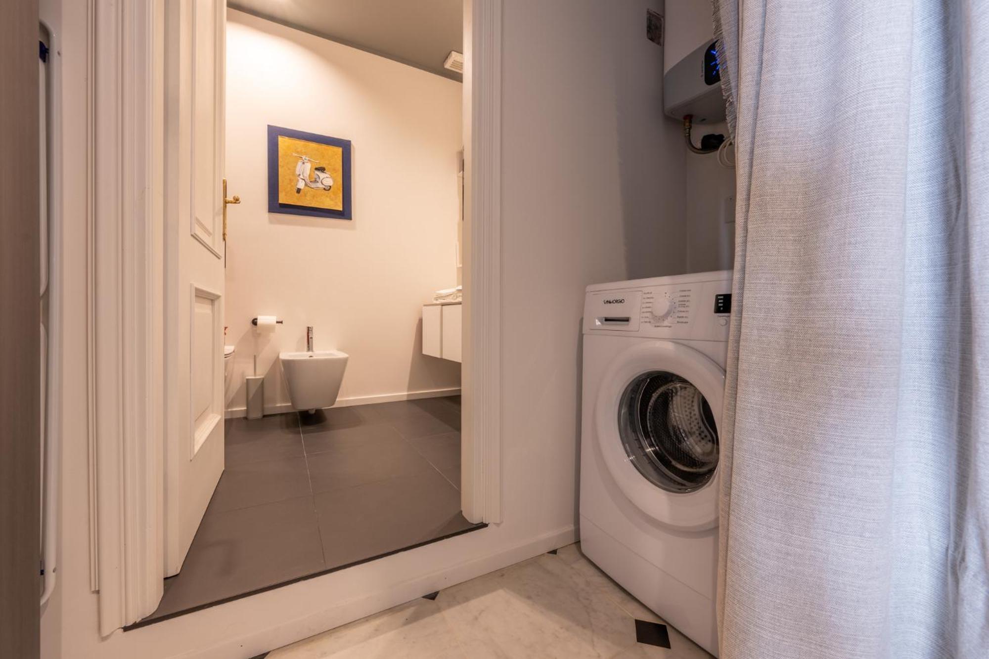 Giada Luxury In Centre Apartment *
